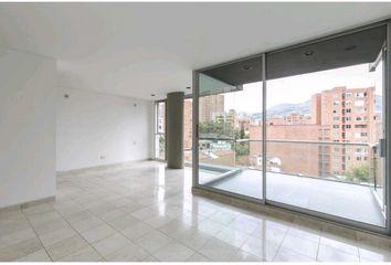 Apartamento en  Laureles, Medellín