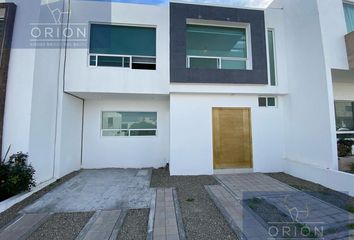 Casa en condominio en  San Isidro Juriquilla, Juriquilla, Querétaro