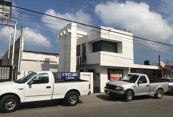 Nave en  Tropicana, Tuxpan, Veracruz