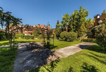 Chalet en  Alameda De Osuna, Madrid