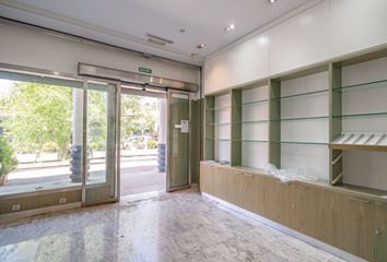 Local Comercial en  Cortes, Madrid