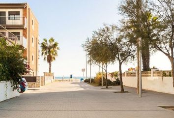 Local Comercial en  Castelldefels, Barcelona Provincia