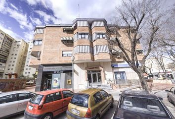 Local Comercial en  Coslada, Madrid Provincia