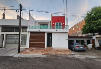 Casa en  Fraccionamiento Las Quintas, Culiacán