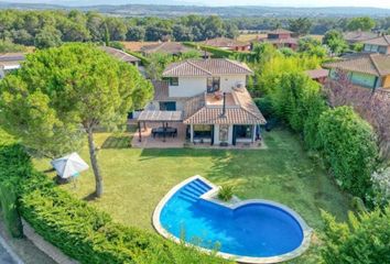 Chalet en  Navata, Girona Provincia