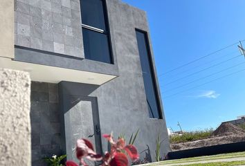 Casa en  Cañadas Del Lago, Corregidora, Querétaro