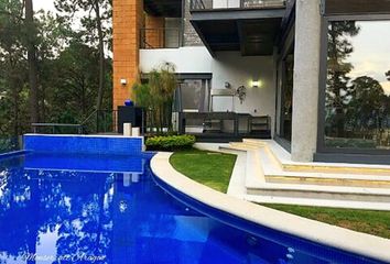 Casa en condominio en  Calle Ruta Del Lago, Avándaro, Valle De Bravo, México, 51200, Mex