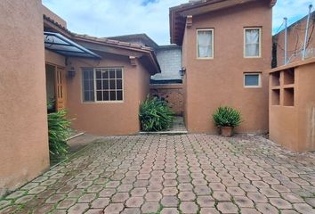 Casa en  Carretera Valle De Bravo-santo Tomás De Los Plátanos-zuluapan-lim. Méx. /mich., San Gaspar, Valle De Bravo, México, 51217, Mex