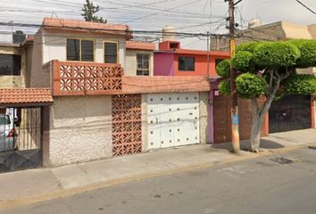 Casa en  Bosques De Aragón, Nezahualcóyotl