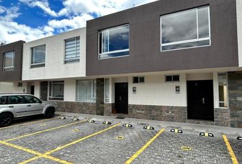 Casa en  Conocoto, Quito