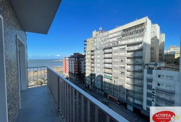 Departamento en  Avenida Pedro Luro & Entre Ríos, B7600 Mar Del Plata, General Pueyrredón, Provincia De Buenos Aires, Argentina