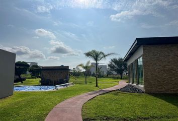 Lote de Terreno en  38183, Apaseo El Grande, Guanajuato, Mex