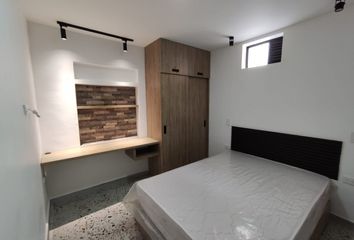 Apartamento en  La Castellana, Medellín