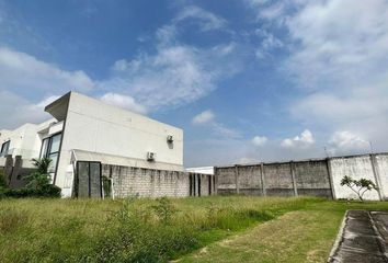 Terreno Comercial en  La Puntilla (satélite), Samborondón