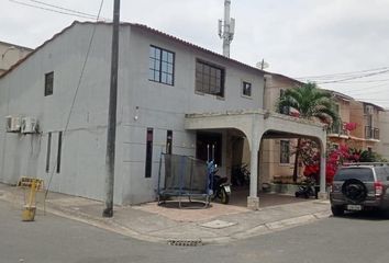 Casa en  Tarqui, Guayaquil