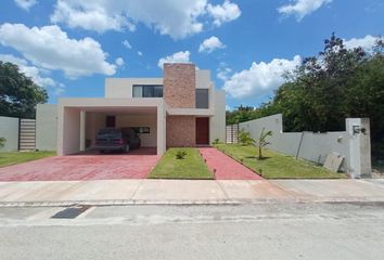 Casa en  La Rejoyada, Mérida, Yucatán