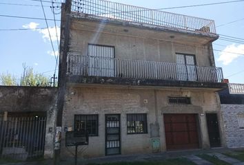 Casa en  Isidro Casanova, La Matanza