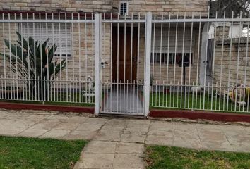 Casa en  Castelar, Partido De Morón