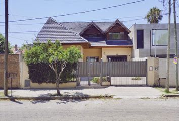 Casa en  Monte Grande, Esteban Echeverría