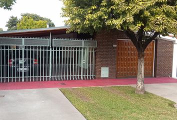 Casa en  Tiro Suizo, Rosario