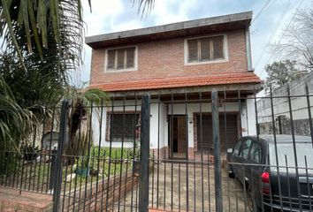 Casa en  Castelar, Partido De Morón