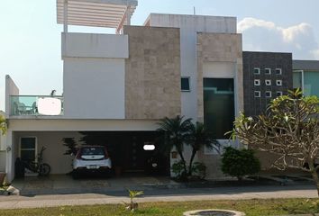 Casa en  Lomas Residencial, Alvarado, Veracruz