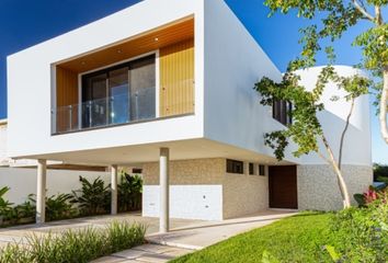 Casa en condominio en  Pueblo Cholul, Mérida, Yucatán