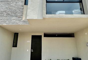 Casa en condominio en  Avenida Río Blanco, Zapopan, Jalisco, 45133, Mex