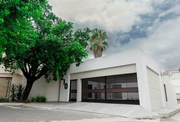 Casa en  Privada Arboledas 140, San Pedro Garza García, Nuevo León, 66270, Mex