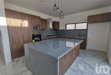 Casa en  Prolongación 15 Sur, San Cristóbal Tepontla, Cholula De Rivadabia, San Pedro Cholula, Puebla, 72764, Mex