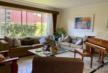 Casa en condominio en  Privada Villa Versalles 4, Villa De Las Palmas - Paseo De Las Palmas, Naucalpan De Juárez, Huixquilucan, México, 52787, Mex