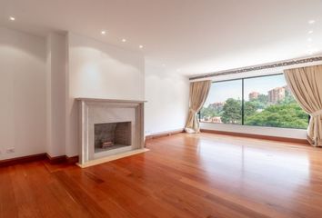 Apartamento en  Santa Barbara Norte, Bogotá