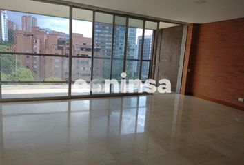 Apartamento en  San Javier, Medellín