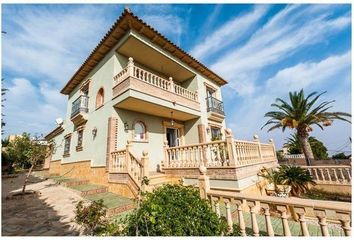 Chalet en  Distrito 1 - Centro - El Chaparral, Torrevieja