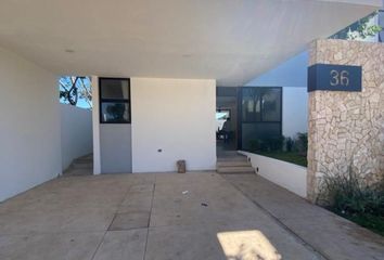 Casa en  Calle 18 98 B, Chablekal, Mérida, Yucatán, 97302, Mex