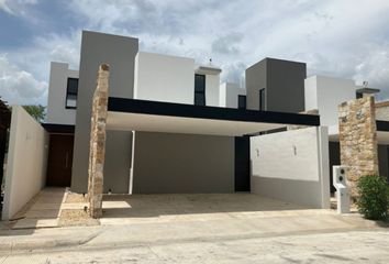 Casa en  Carretera Periférico - Tahdzibichén - Molas, San Ignacio Tesip, Mérida, Yucatán, 97316, Mex