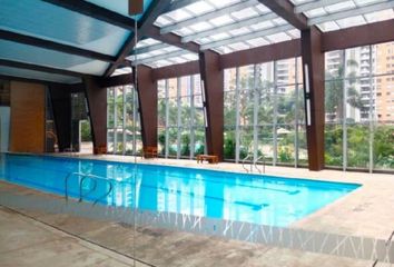 Apartamento en  Loma De Los Bernal, Medellín