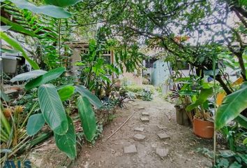 Lote de Terreno en  Poblado, Medellín