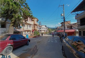 Lote de Terreno en  Poblado, Medellín