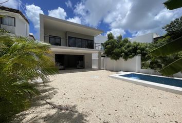 Casa en  Lagos Del Sol, Cancún, Quintana Roo