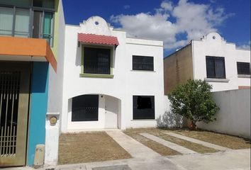 Casa en  Calle 70, Gran Santa Fé, Mérida, Yucatán, 97314, Mex