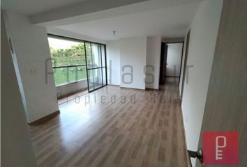 Apartamento en  Loma De Los Bernal, Medellín