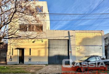 Galpónes/Bodegas en  Remedios De Escalada, Partido De Lanús