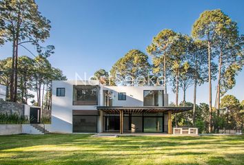 Casa en condominio en  Avándaro, Valle De Bravo