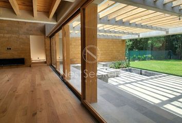 Casa en condominio en  Camino A Los Álamos, San Gaspar, Valle De Bravo, México, 51227, Mex