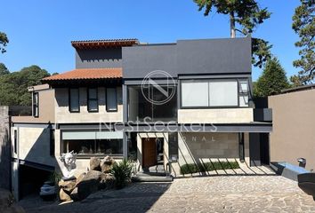 Casa en condominio en  Avándaro, Valle De Bravo