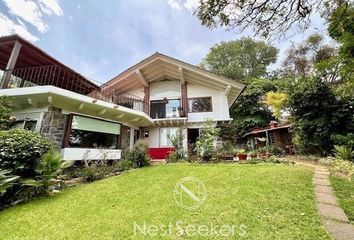 Casa en  Avenida El Manguito 108a-110, Monte Alto, Valle De Bravo, México, 51229, Mex