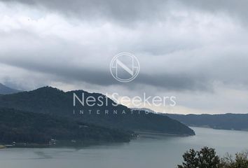 Lote de Terreno en  Avándaro, Valle De Bravo