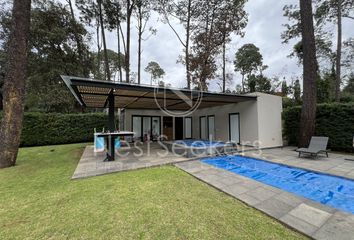 Casa en  Avándaro, Valle De Bravo