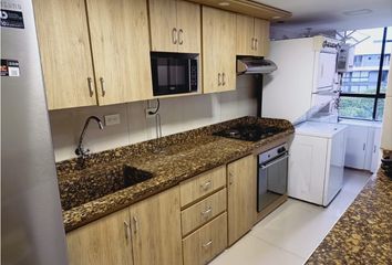 Apartamento en  Poblado, Medellín